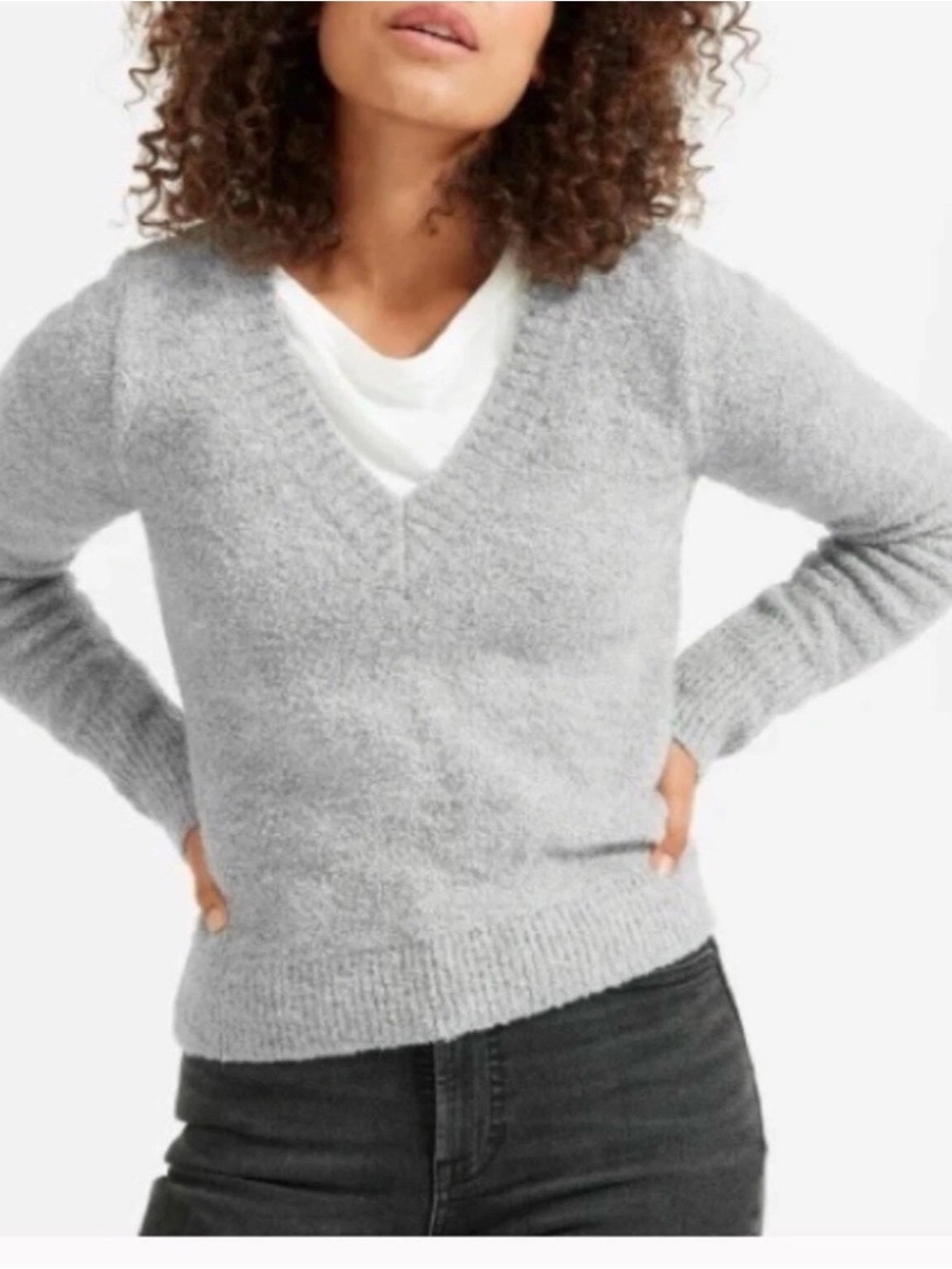 Everlane Light Gray V-Neck Women's Sweater